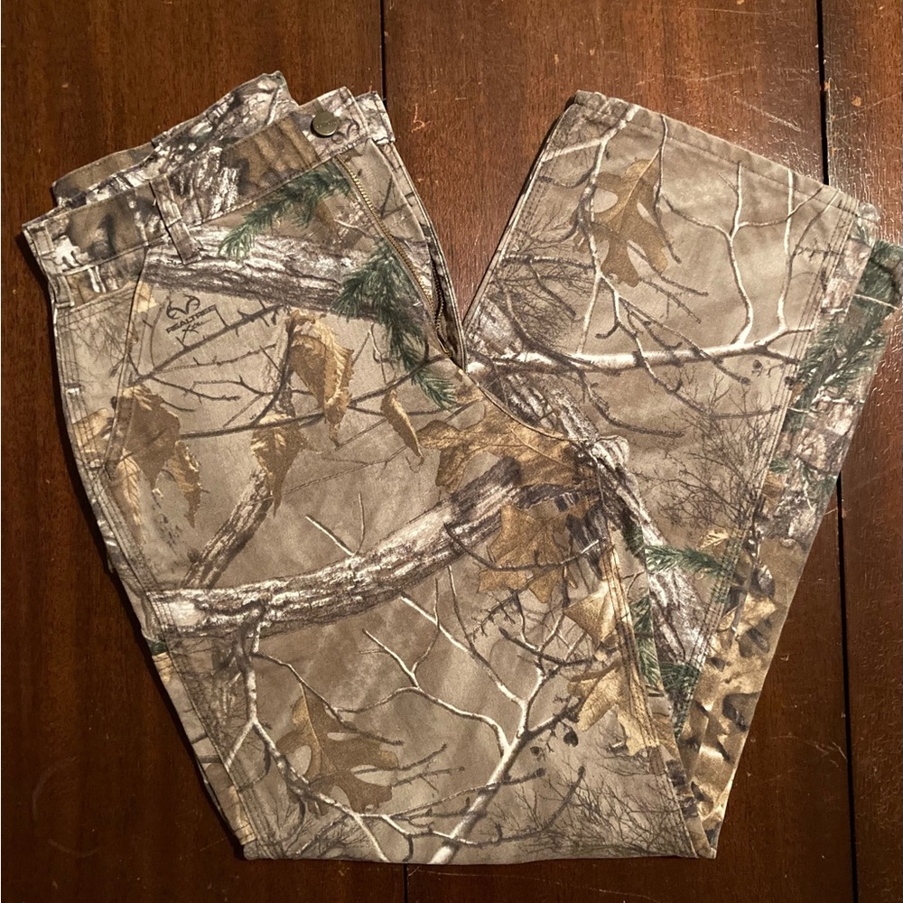 Carhartt made in USA realtree camo pants. 34x30.